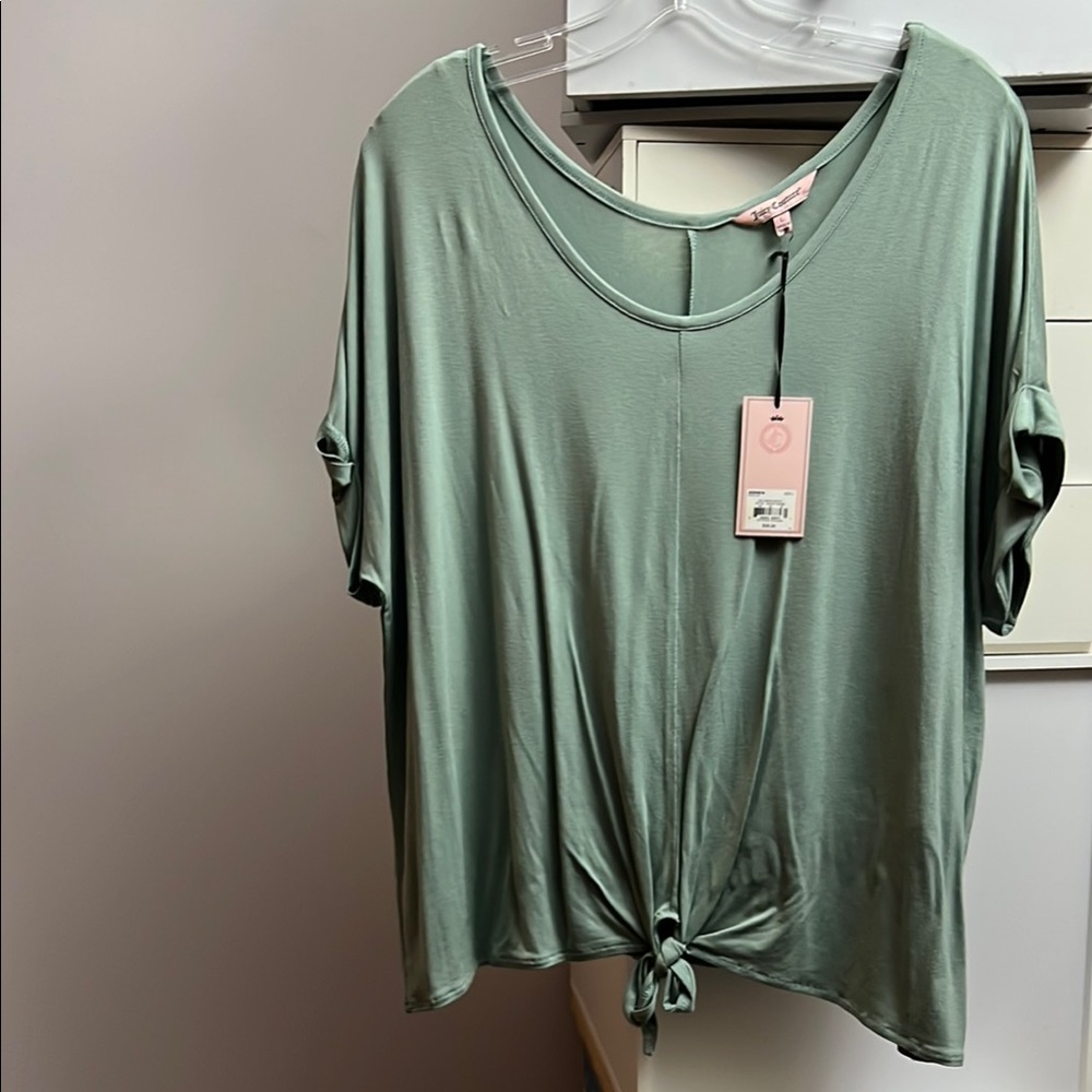Juicy Couture Green Short Sleeve Tee for Casual Elegance